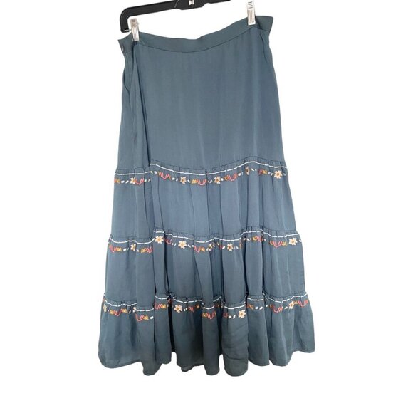 Dolan Bianca Embroidered Skirt - Picture 4 of 6